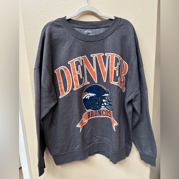 gameday couture Tops - Women's Denver Broncos Gameday Couture Charcoal Oversized Drop Shoulder Size L
